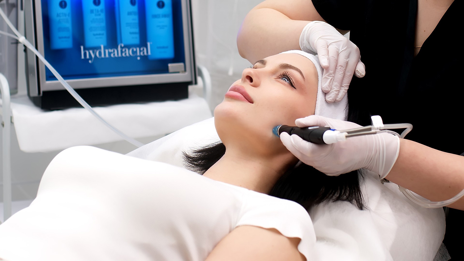 Hydra Facial